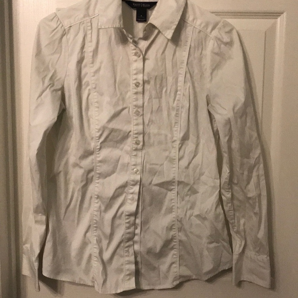 Women’s white dress shirt
